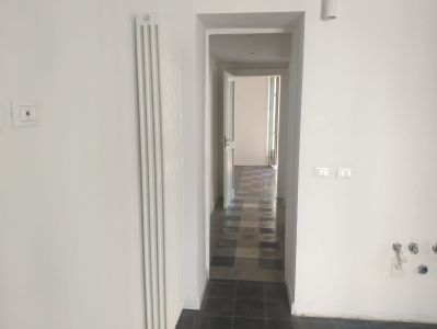 1043711376